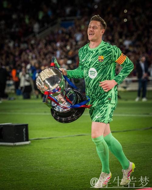 巴萨门将特尔施特根复出后或将被外租寻找比赛机会 巴萨门将特尔施特根复出后或将被外租寻找比赛机会